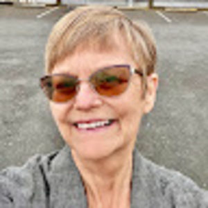 Meet your Posher, Christine